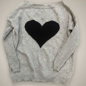 Gray Black Heart Graphic Sweater Cozy Knit Crewneck Size L